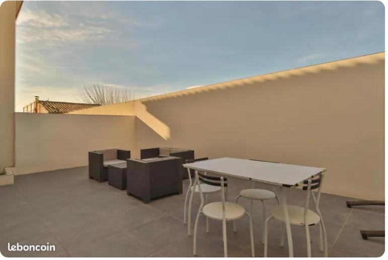 Maison De L'Occitanie Villa Bessan Ngoại thất bức ảnh