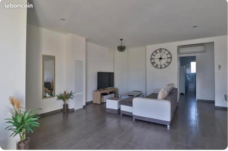 Maison De L'Occitanie Villa Bessan Ngoại thất bức ảnh